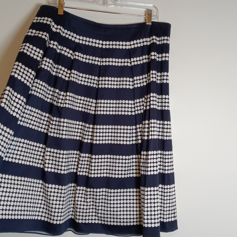 Talbots Navy & White Polka Dot Satin Semi-Pleated Skirt - Picture 5 of 10